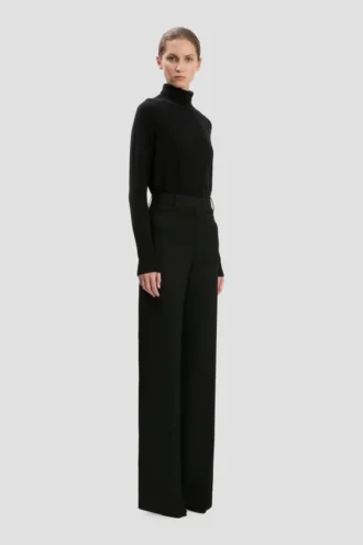 Sweter Marie w kolorze czarnym